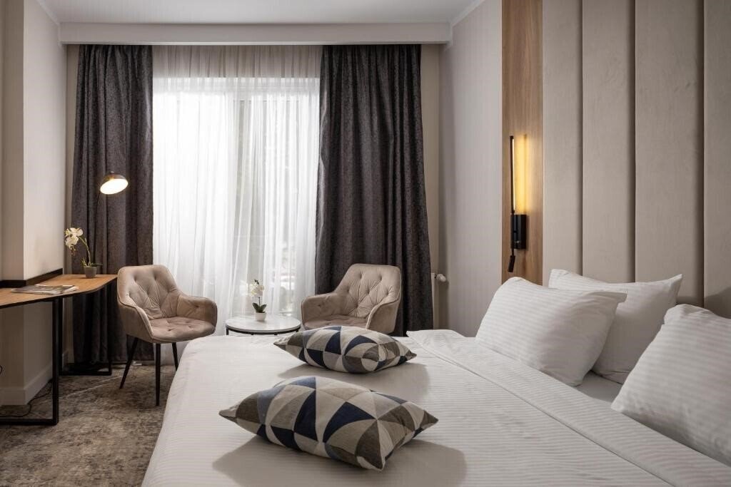 Фотографія Hotel Soimu 3*