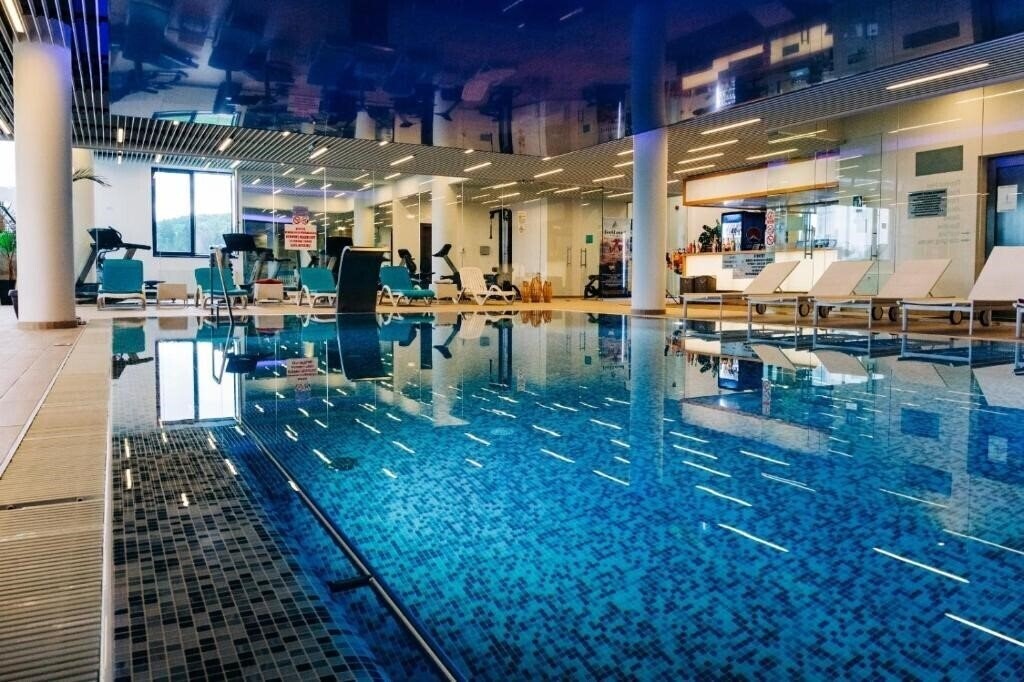 Отель Elexus Apartments 3*