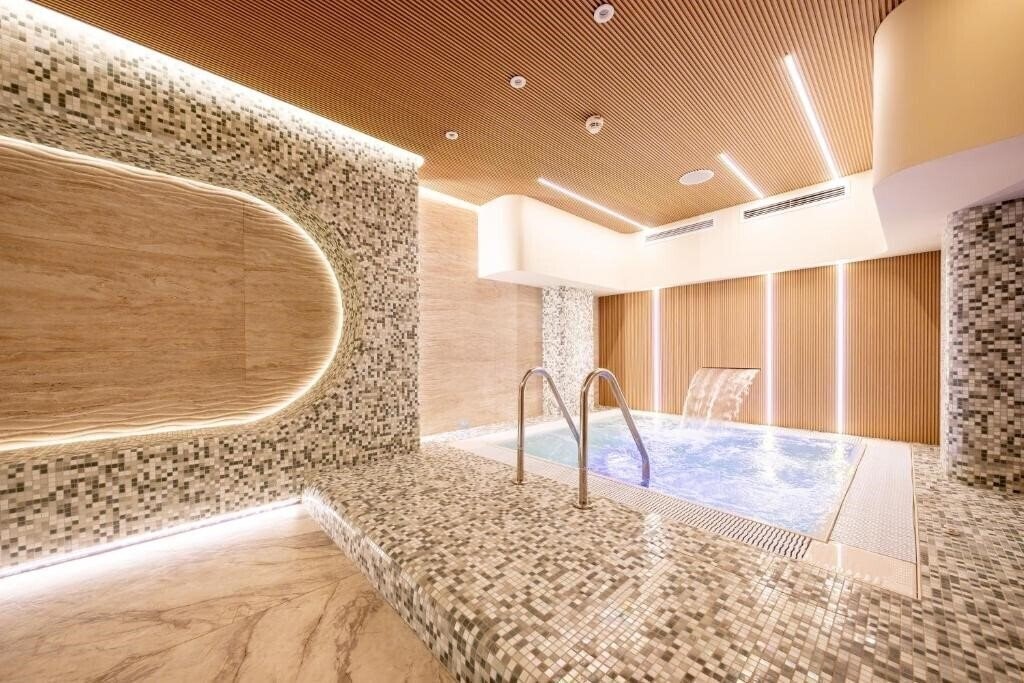 Фотографія Hotel Simona Halep 4*