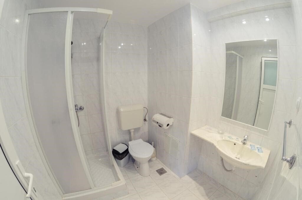 Фотография Cabana Trei Brazi (ex. Trei Brazi) 3*