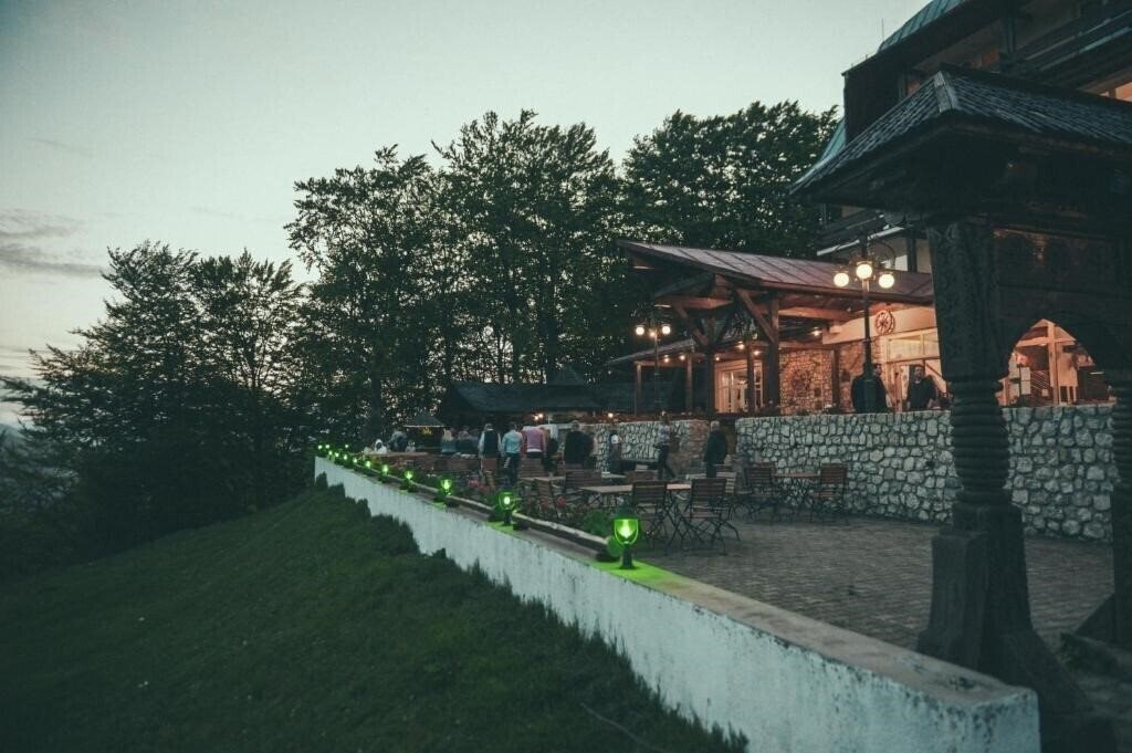 Картинка Cabana Trei Brazi (ex. Trei Brazi) 3*