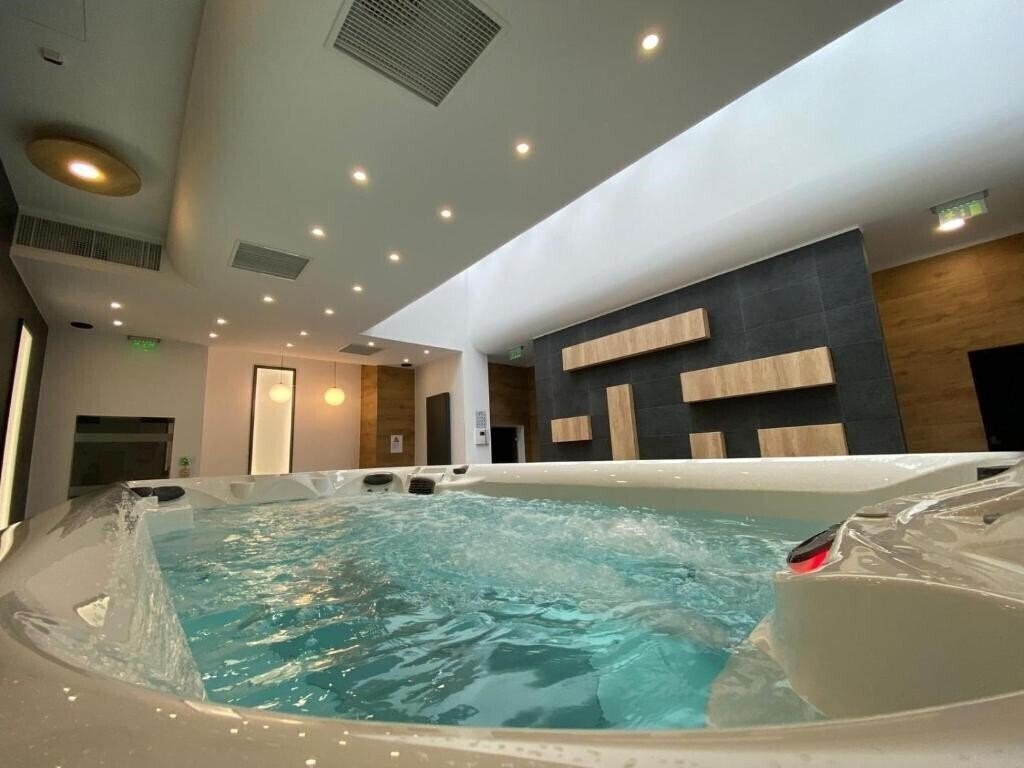 Фото Montan Aparthotel 4*