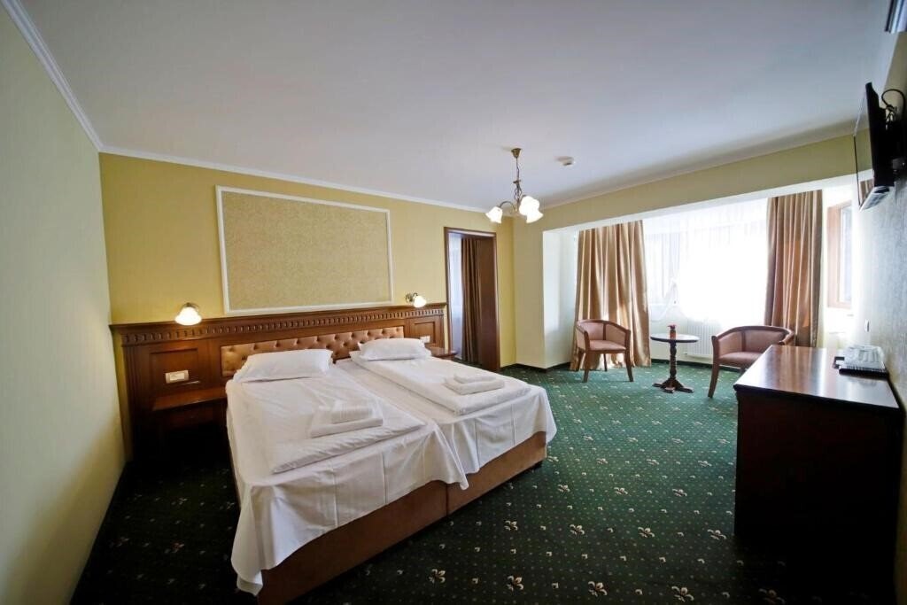 Фото Montebello 4*