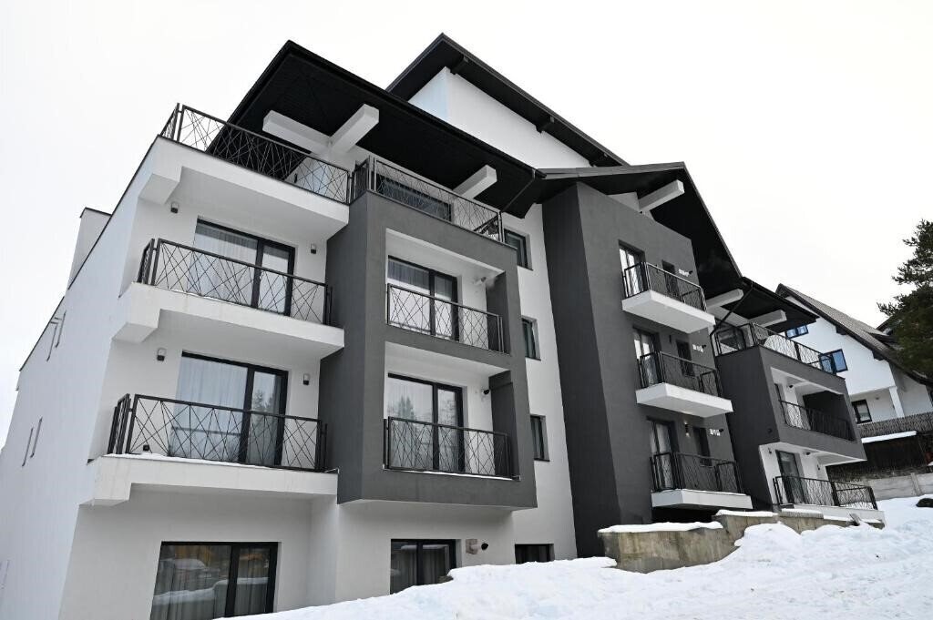 Отель R&B Apartments 3*