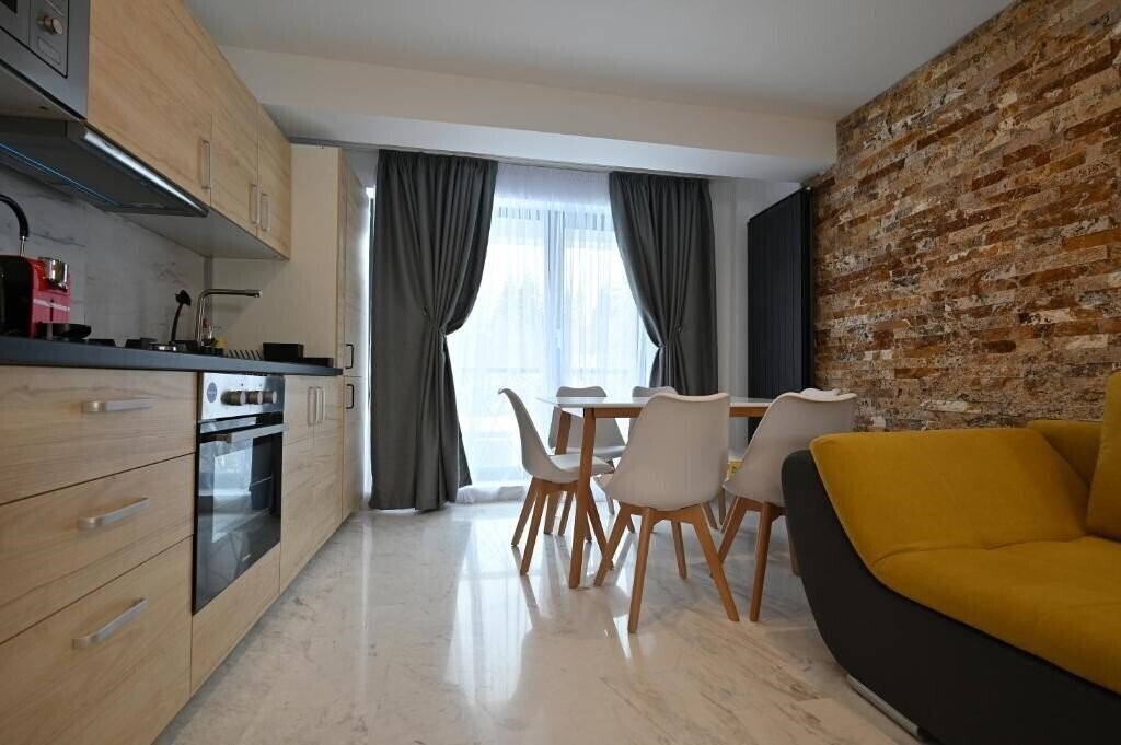 Фотография R&B Apartments 3*
