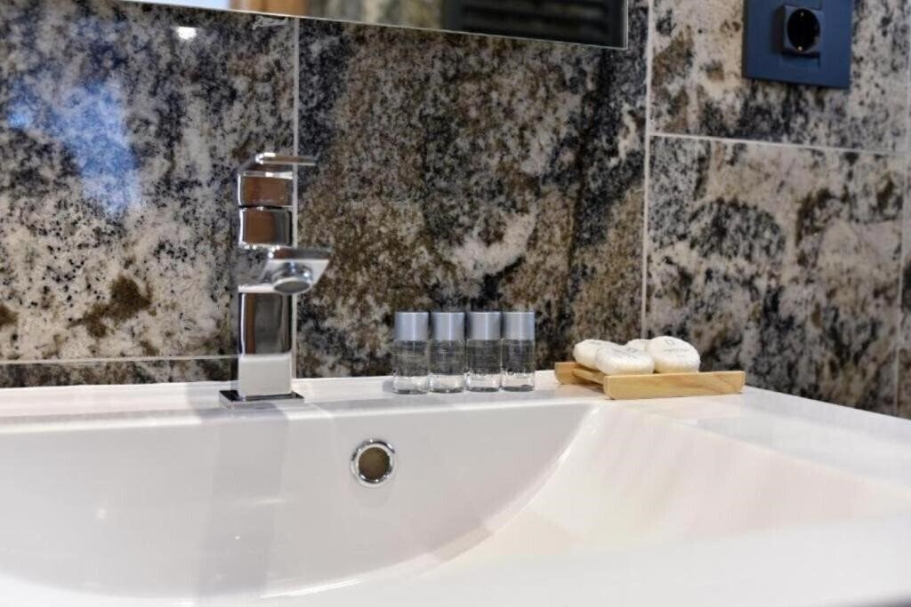 Фотография R&B Studio 3*