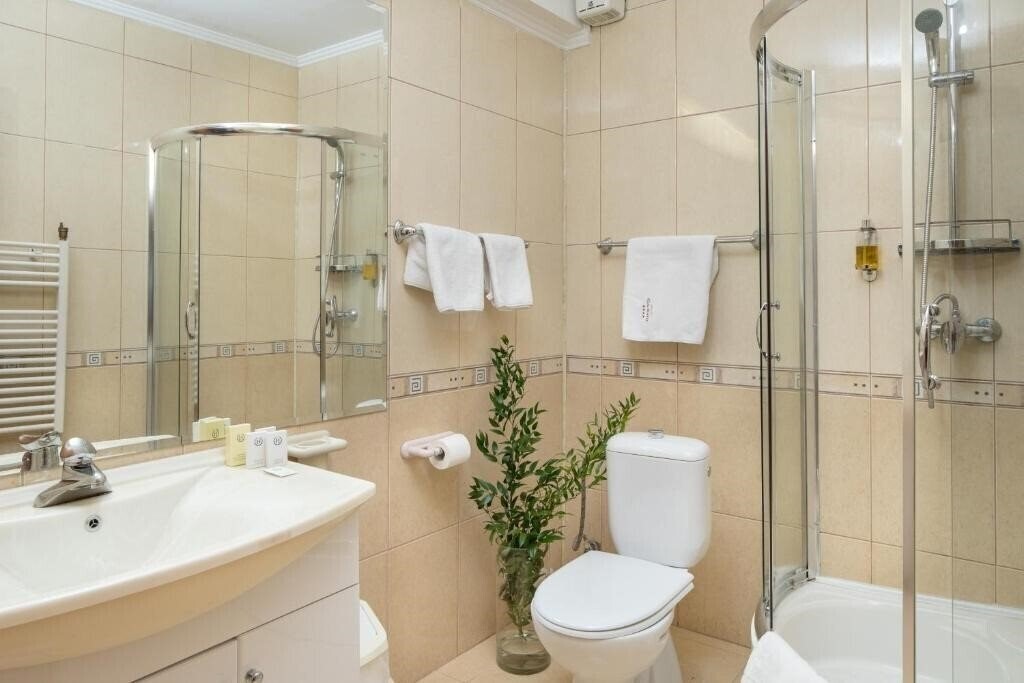 Фото Hotel Rozmarin 4*