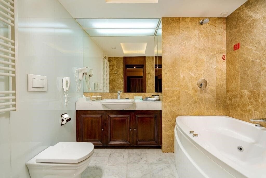 Фотографія Hotel International 4*