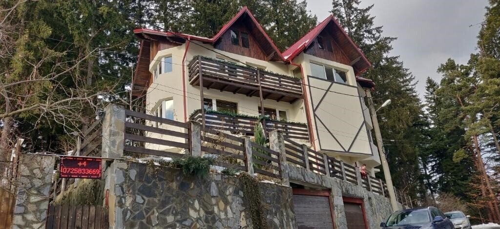 Отель Casa Adina 3*