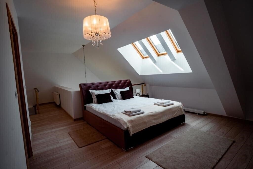 Фотография Elite Apartments Sinaia 3*