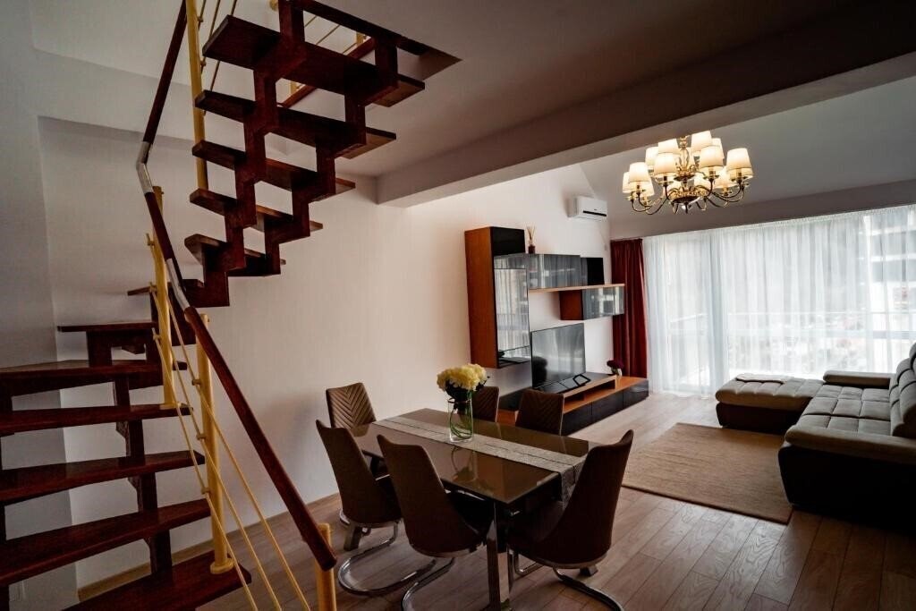 Отель Elite Apartments Sinaia 3*