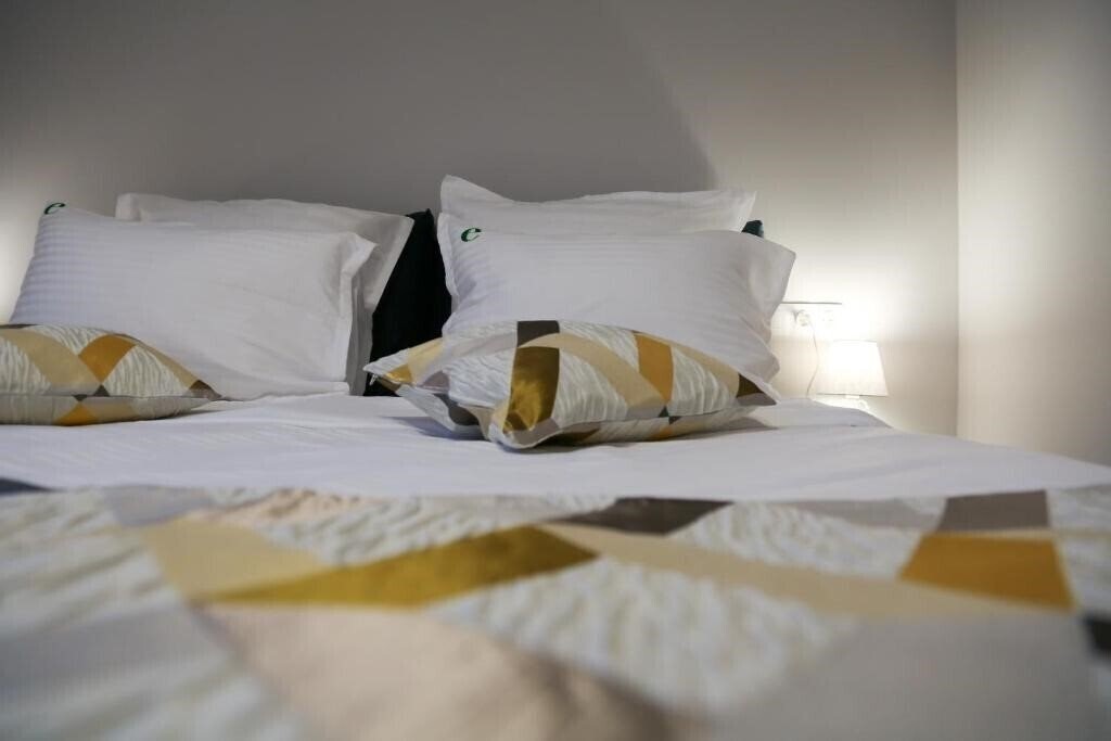 Отель Expecto Apartments 3*