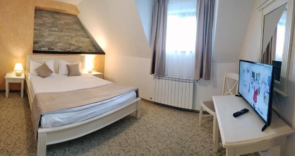 Фото Hotel Bucegi 3*