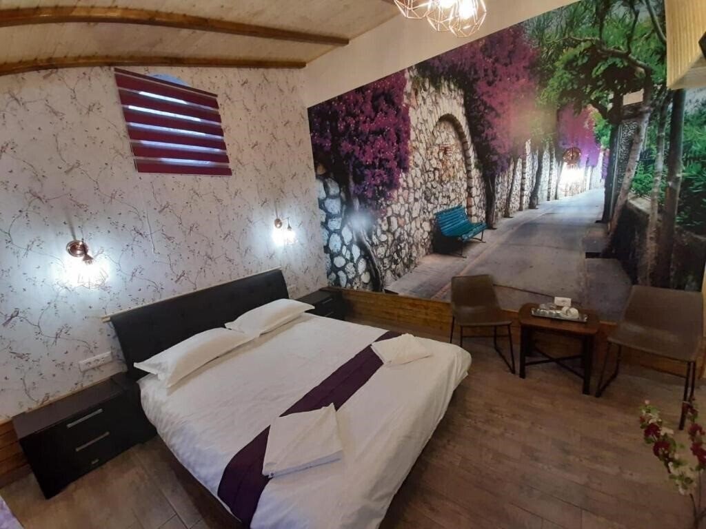 Фотографія La Cristina (ex. Pensiunea La Cristina) 3*