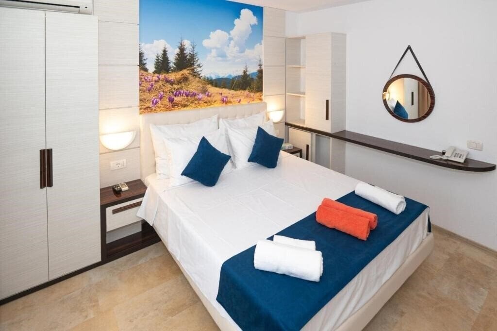 Изображение Mera Holiday 3*