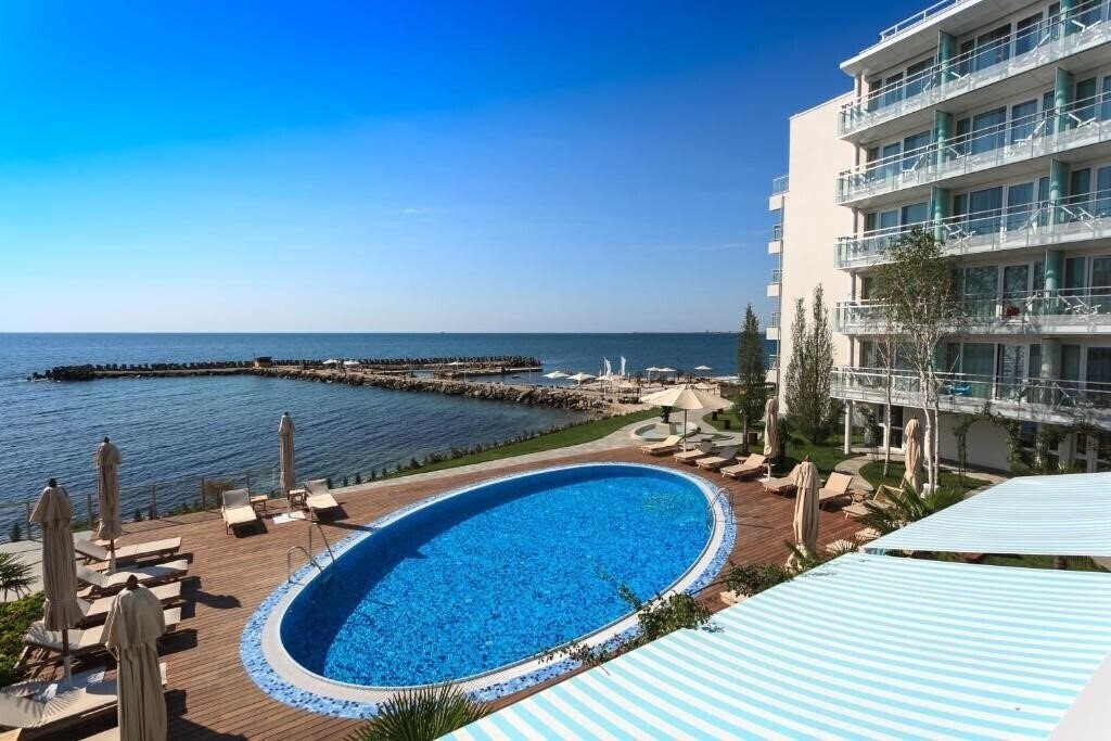 Отель Carmen International Hotel Venus - Fost Becali Hotel 5*