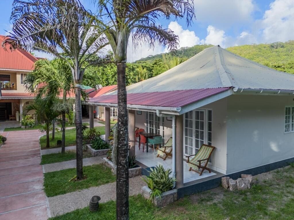 Готель Villa Authentiqe 4*