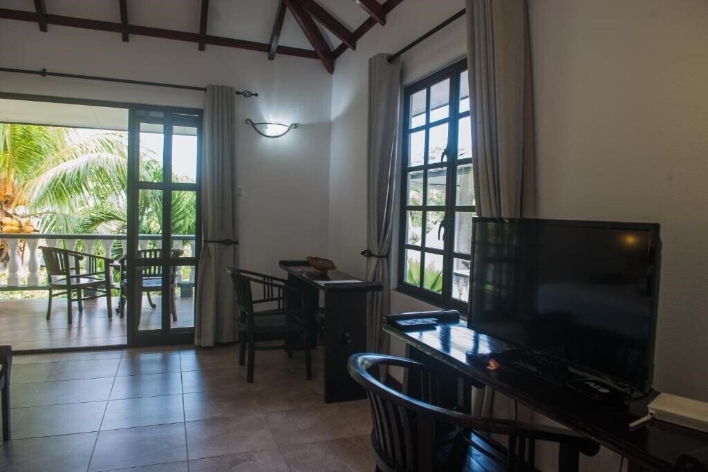 Фото Chateau St Cloud 3*