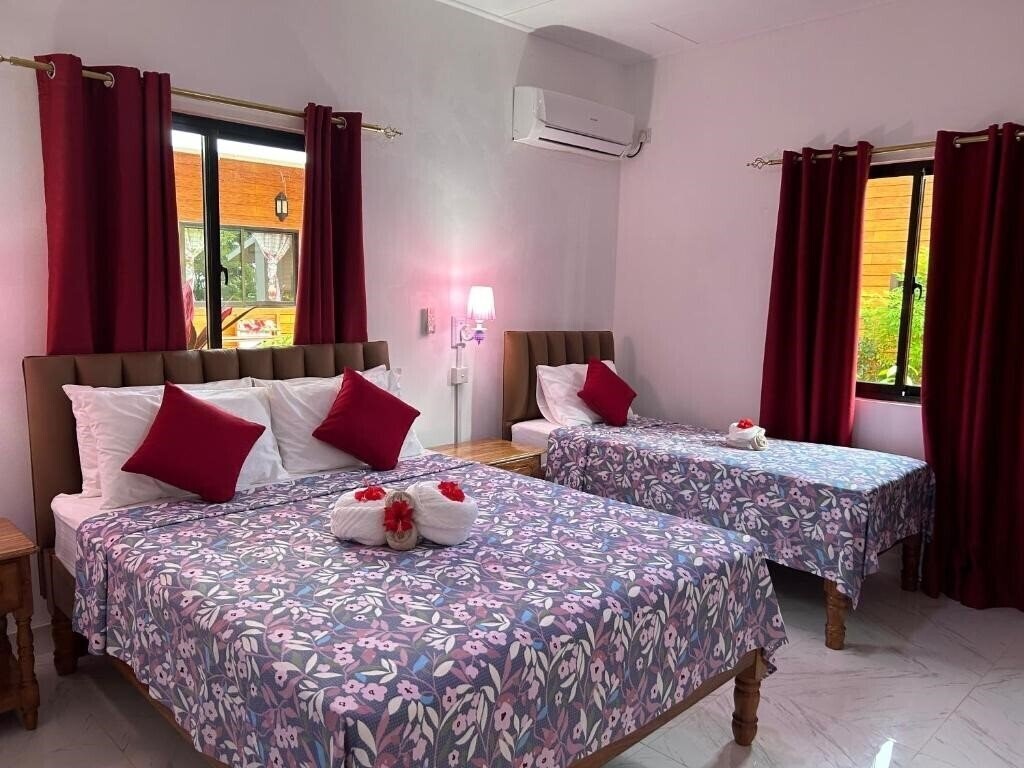 Зображення Anse Grosse Roche Beach Villa Special Cat. вилла