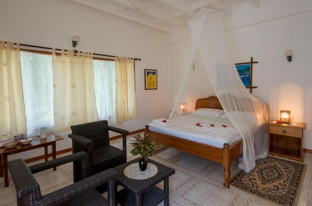 Фото Zerof Guest House 3*