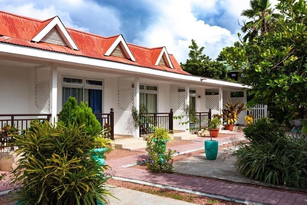 Готель Chez Marston 3*