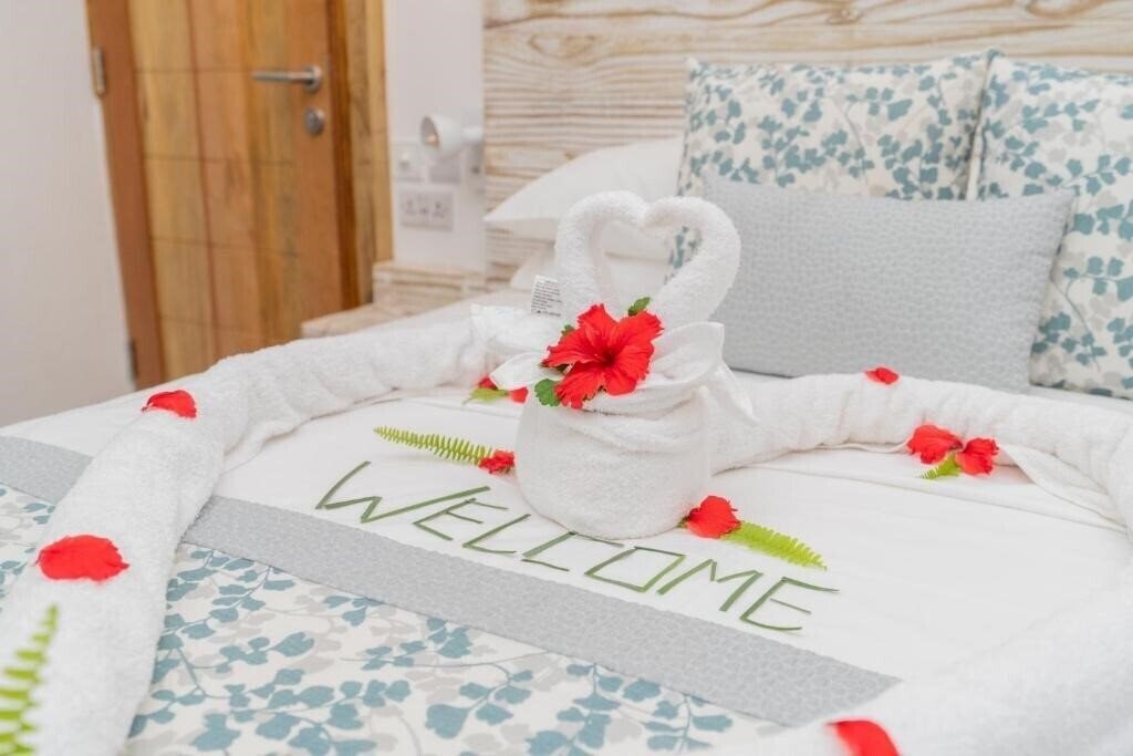 Готель Romance Bungalows 2*