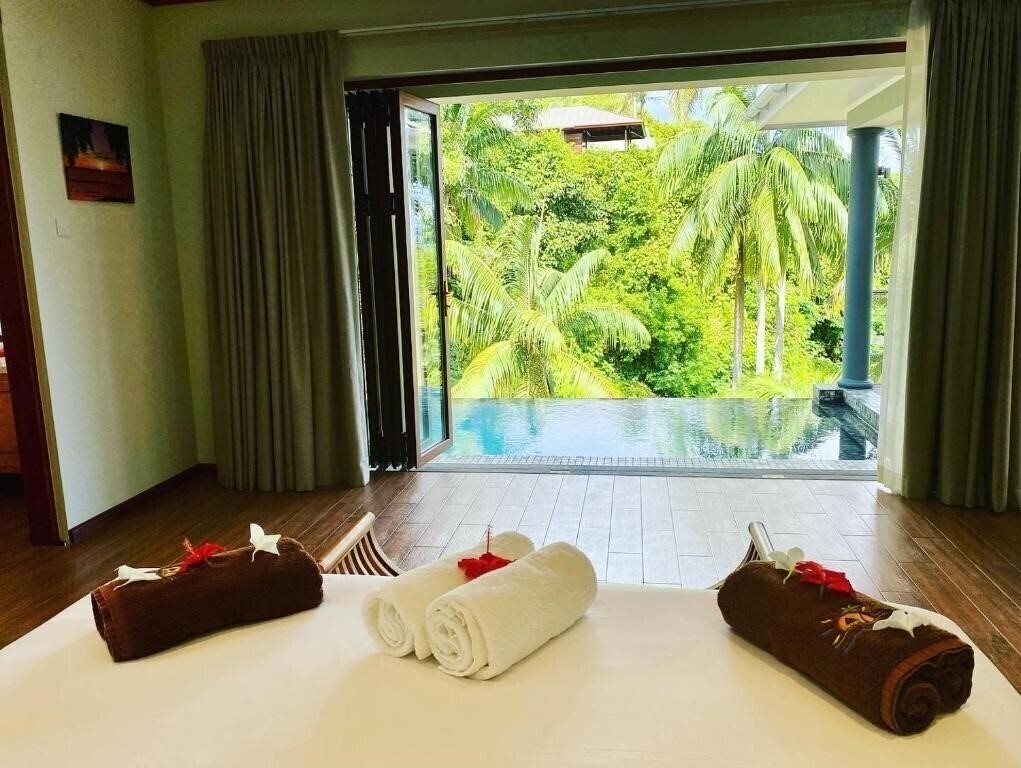 Фотографія Anse Soleil Beachcomber 4*