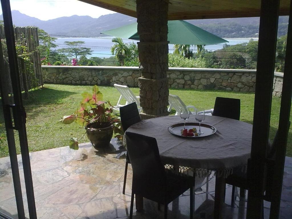 Картинка Anse Soleil Beachcomber 4*