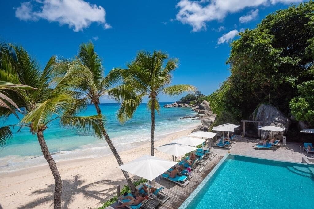 Картинка Carana Beach 4*