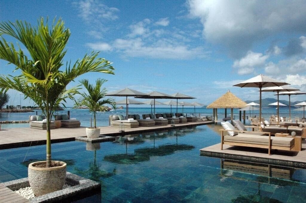 Готель Le Domaine De L'orangeraie 4*