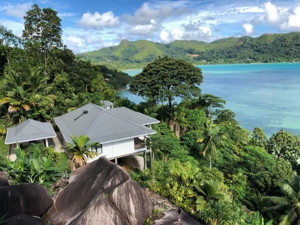 Готель Sailfish Beach Villa вилла