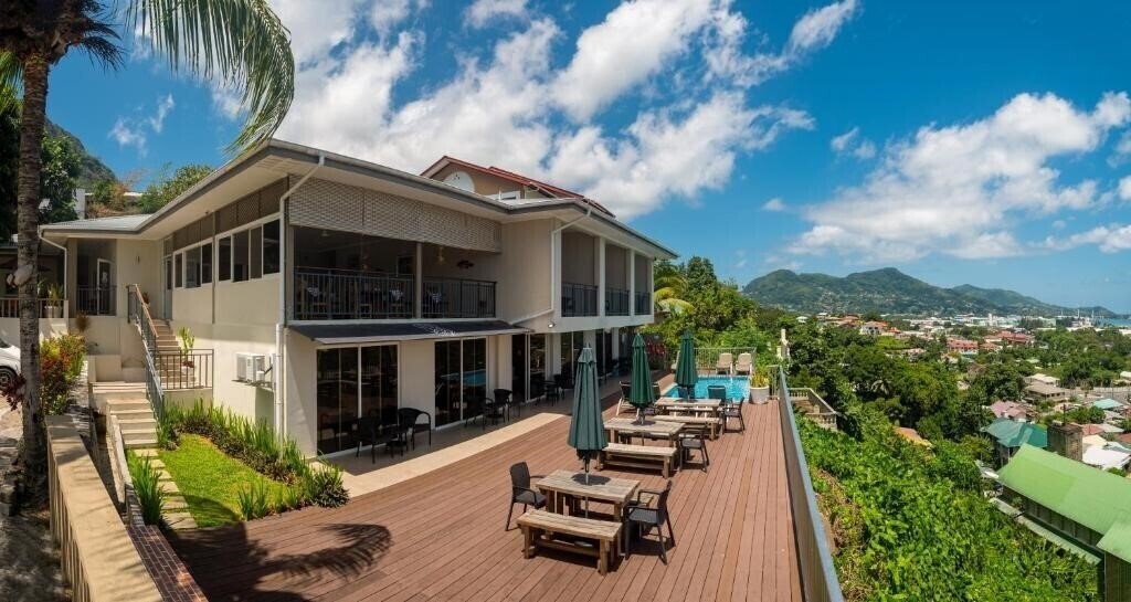 Готель The Ridge Residence 3*