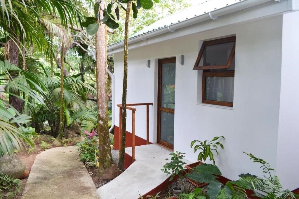 Изображение Cashew Nut Grove Chalets 4*