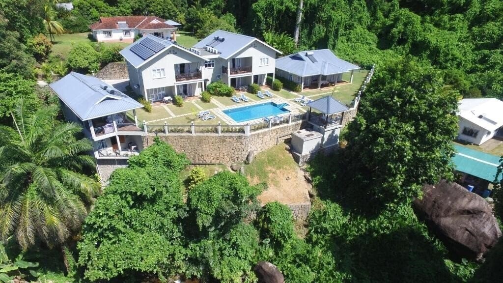 Изображение Bambous River Lodge 4*