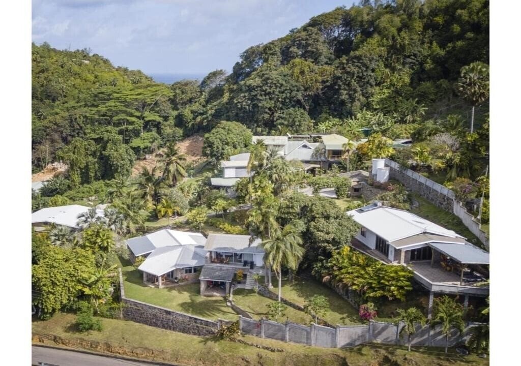 Фото Anse Soleil Resort 3*