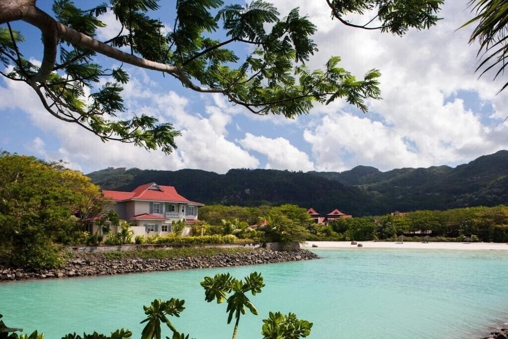 Отель Tres Belle Villa Seychelles 5*