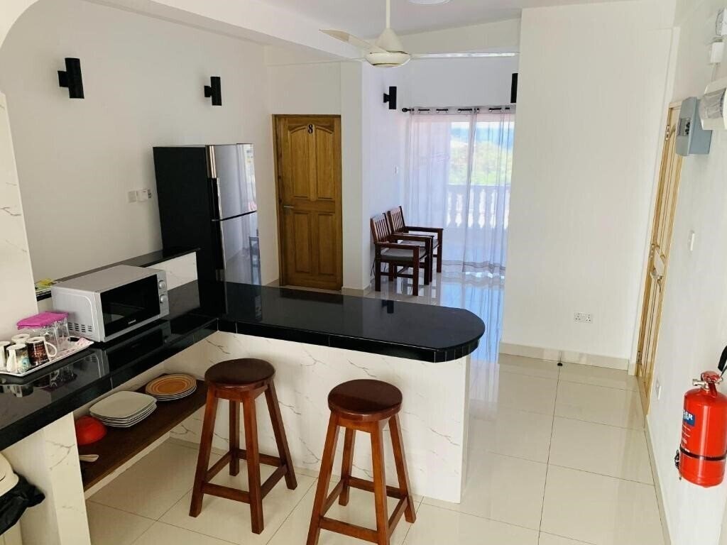 Картинка Oceanic View Apartment 4*