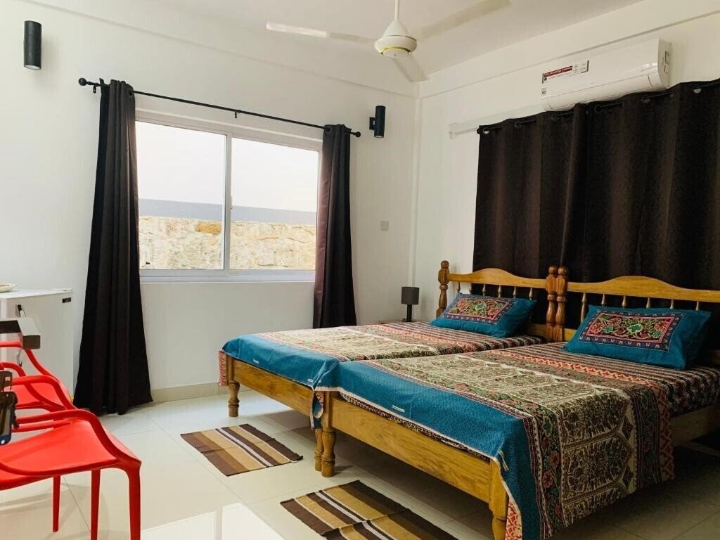 Фотография Oceanic View Apartment 4*
