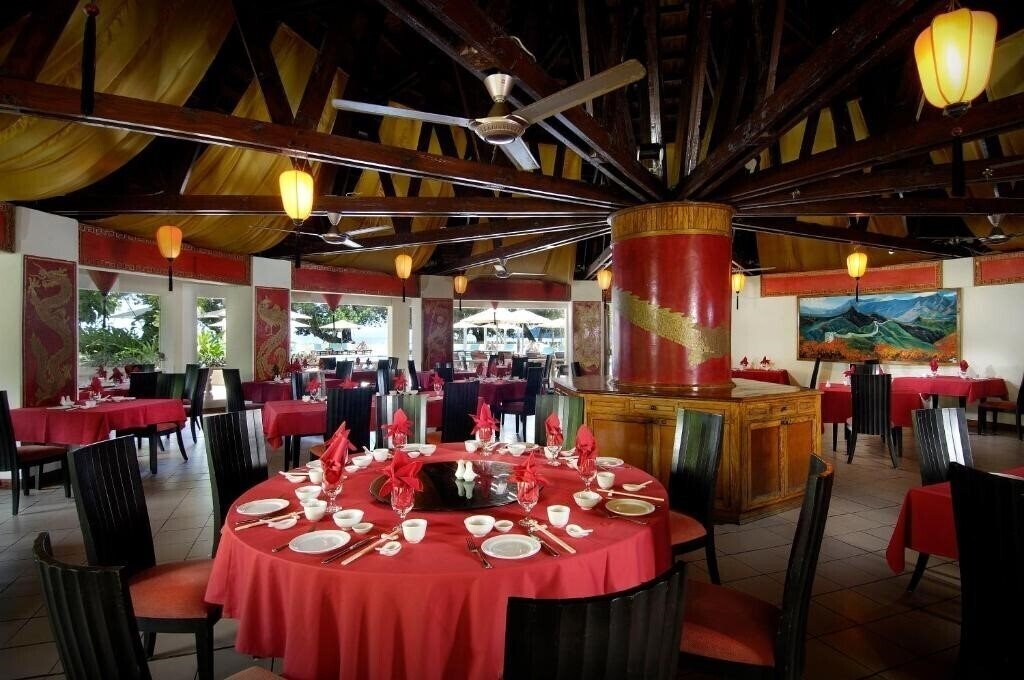 Картинка Berjaya Beau Vallon Bay 3*