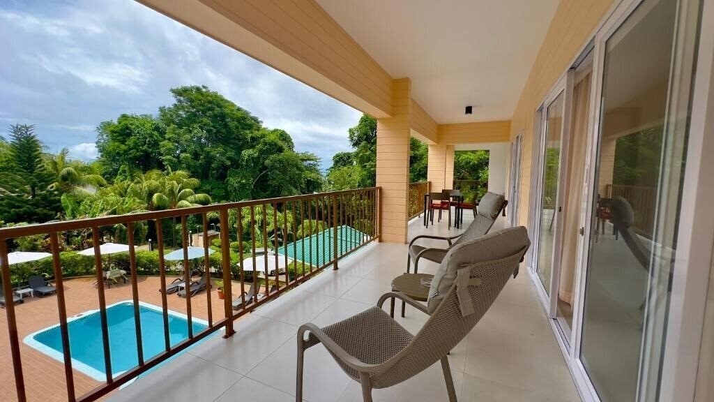 Отель The Palm Seychelles 3*