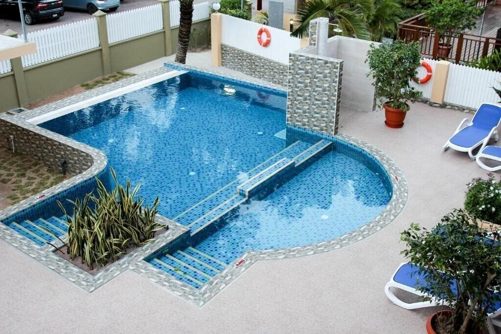 Готель Pirogue Lodge 3*