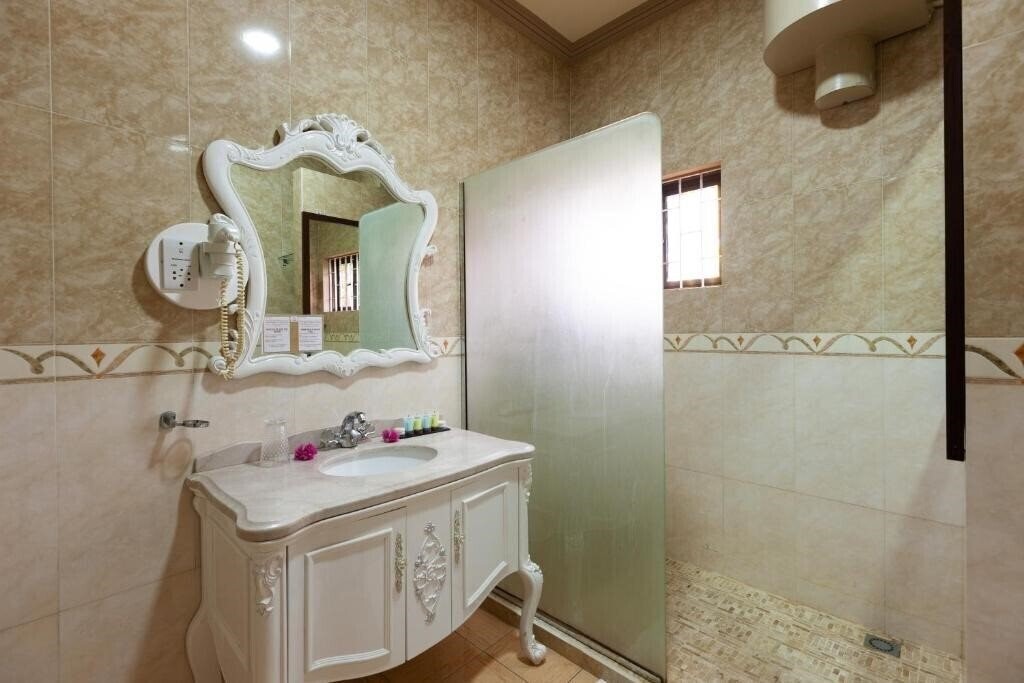 Фотографія Chez Bea Luxury Villa 3*