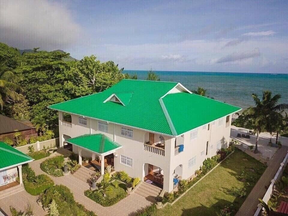 Картинка Seashell Beach Villa 4*