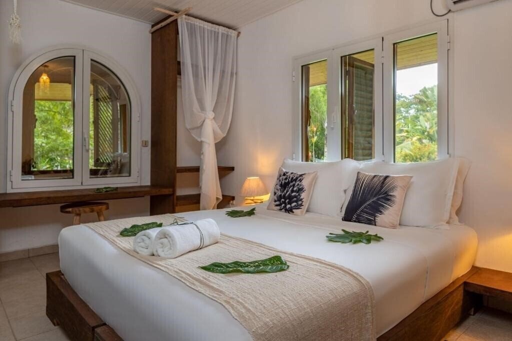 Фото Bliss Hotel Praslin 3*