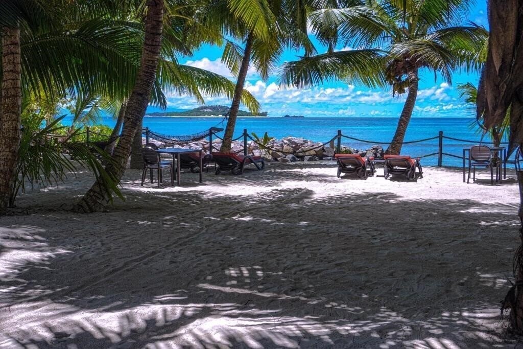 Фото Anse Kerlan Beach Chalet 3*