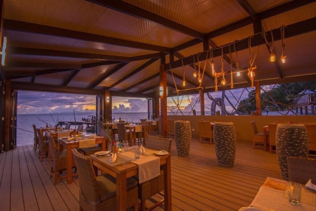 Фотография Coco de Mer Hotel and Black Parrot Suites 4*