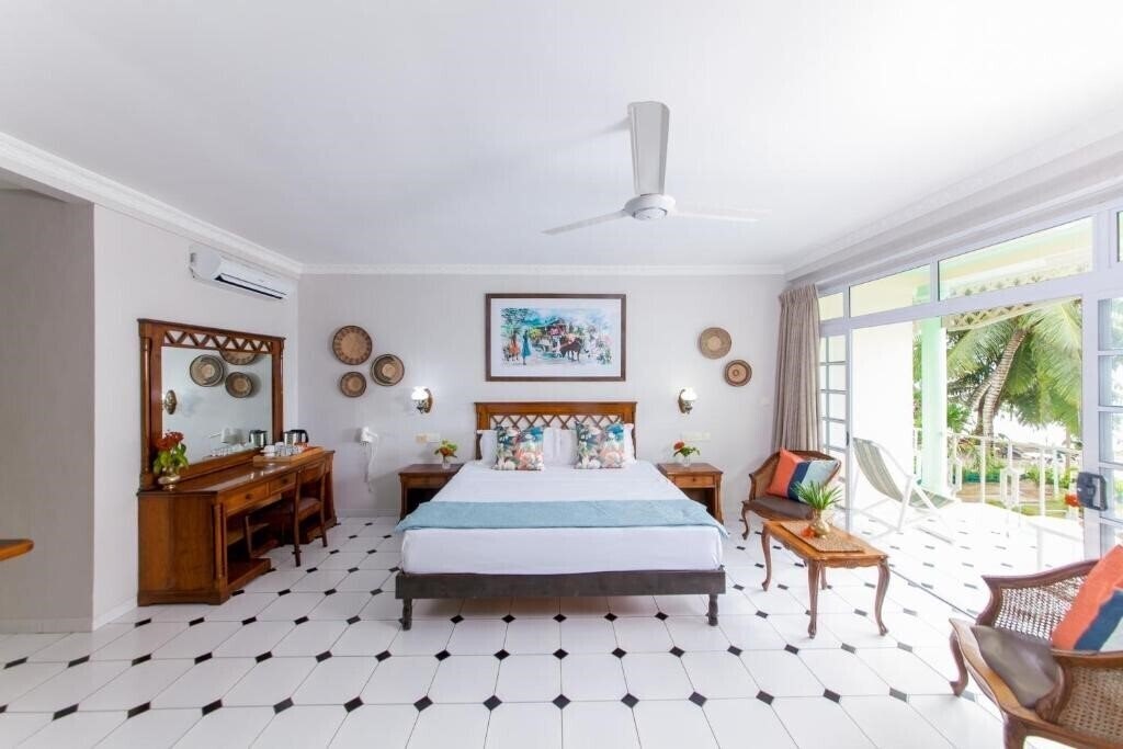 Фотографія Palm Beach Hotel 3*