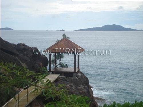 Отель Rocky Bay Villa 4*