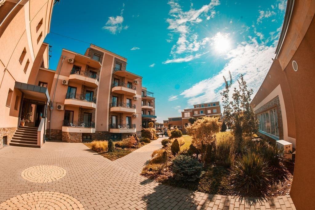 Фотографія Solaris + 4*