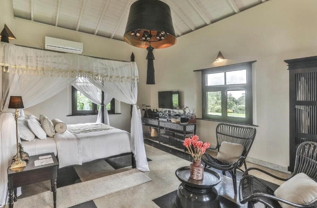 Фото Villa Mayurana by Edwards Collection 5*
